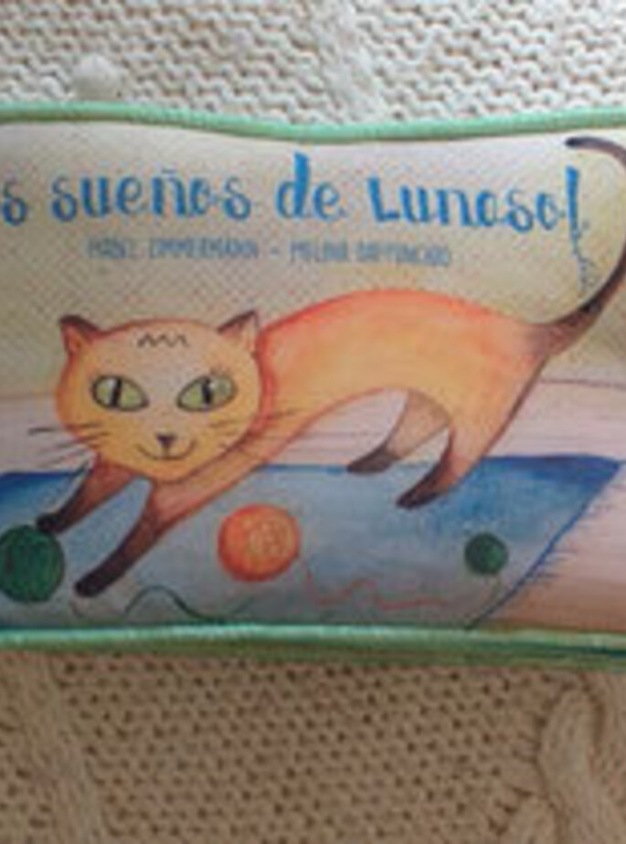 Los sueños de Lunasol - Libro almohadón Los sueños de Lunasol - Libro almohadón