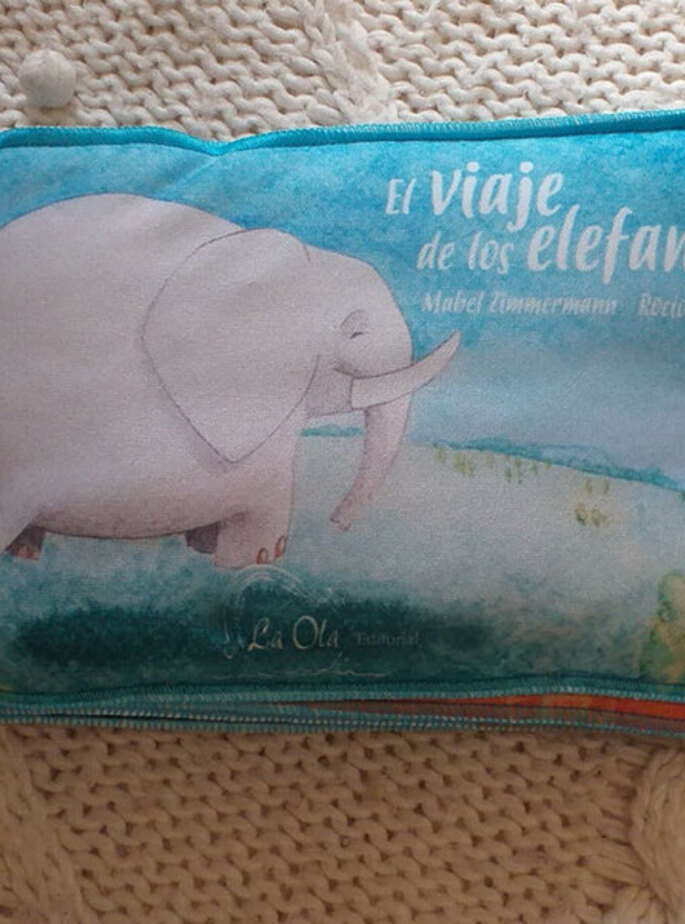 El viaje de los elefantes- Libro almohada