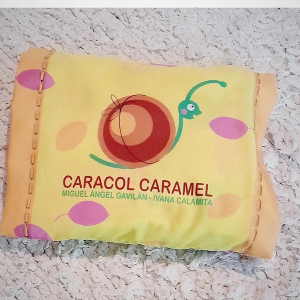 Caracol Caramel - Libro almohada